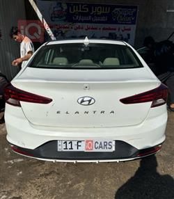 هیوندای ئەلەنترا